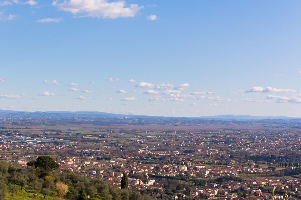 Affittacamere Adri Uzzano エクステリア 写真